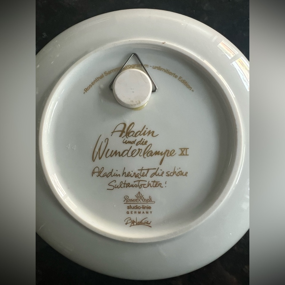 WIINBLAD FOR ROSENTHAL STUDIO-LINIE 'ALADIN' Series Decorative Plate 6.5” - Picture 4 of 4